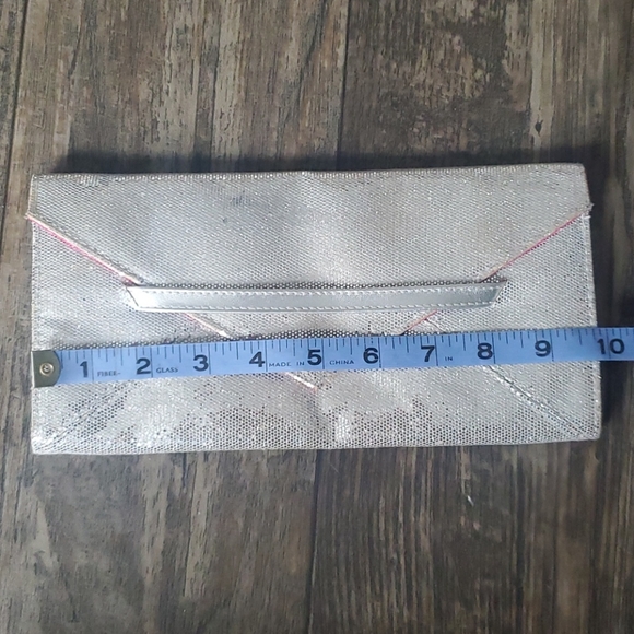 Victoria's Secret Silver Shimmer Envelope Clutch - Picture 6 of 8